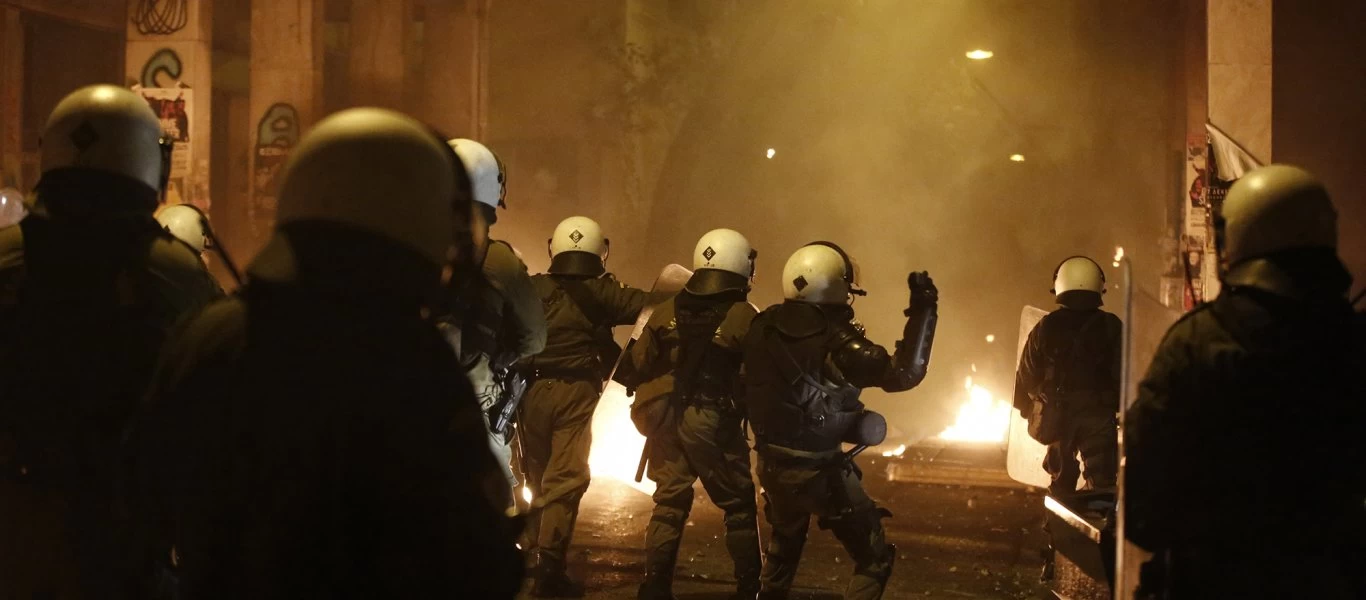 ΕΛ.ΑΣ - Ο απολογισμός από τις επιχειρήσεις στα Εξάρχεια: 28 συλλήψεις, 41 προσαγωγές